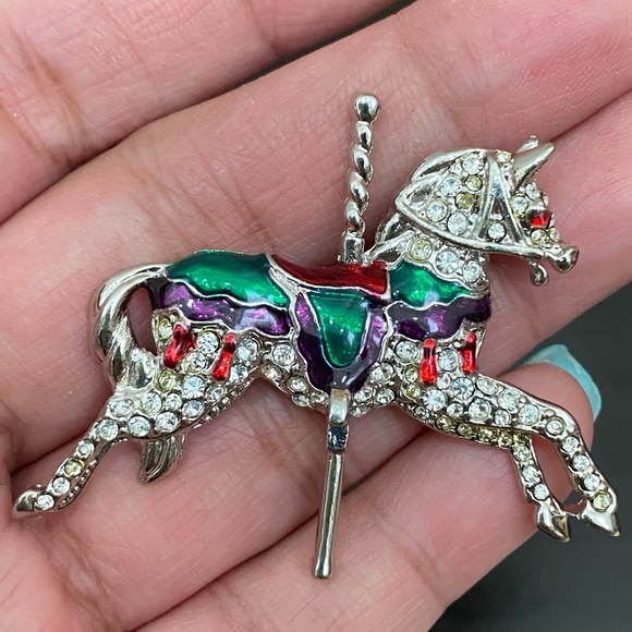 Vintage Regency Acessories Carousel Horse Brooch New (Old Stock) - Picture 6 of 12